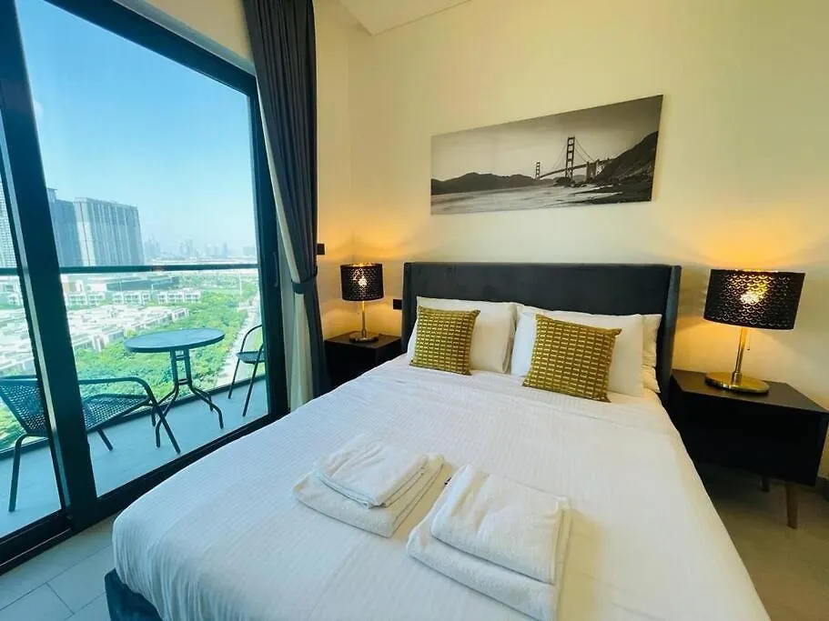 Burj Khalifa Skyline View Sobha Waves - Sobha Hartland Apartment Dubai