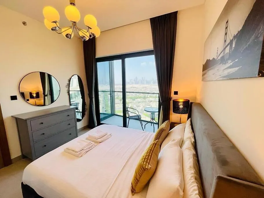 Burj Khalifa Skyline View Sobha Waves - Sobha Hartland Apartment Dubai